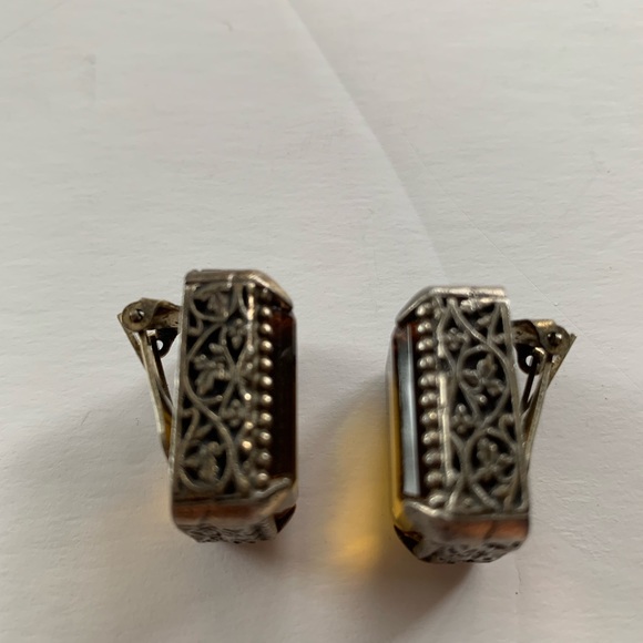 Vintage 1960 Amber clip on Earrings. - Picture 5 of 6